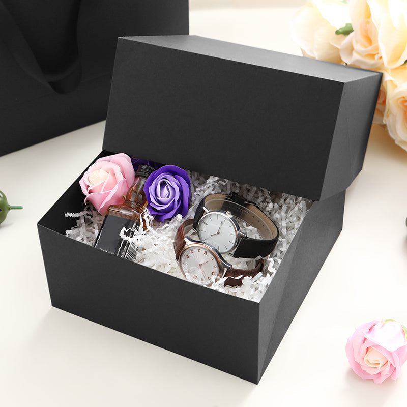 Wholesale 2 Colors 8x8x4 Inches Gift Boxes with Wrap Band and Card