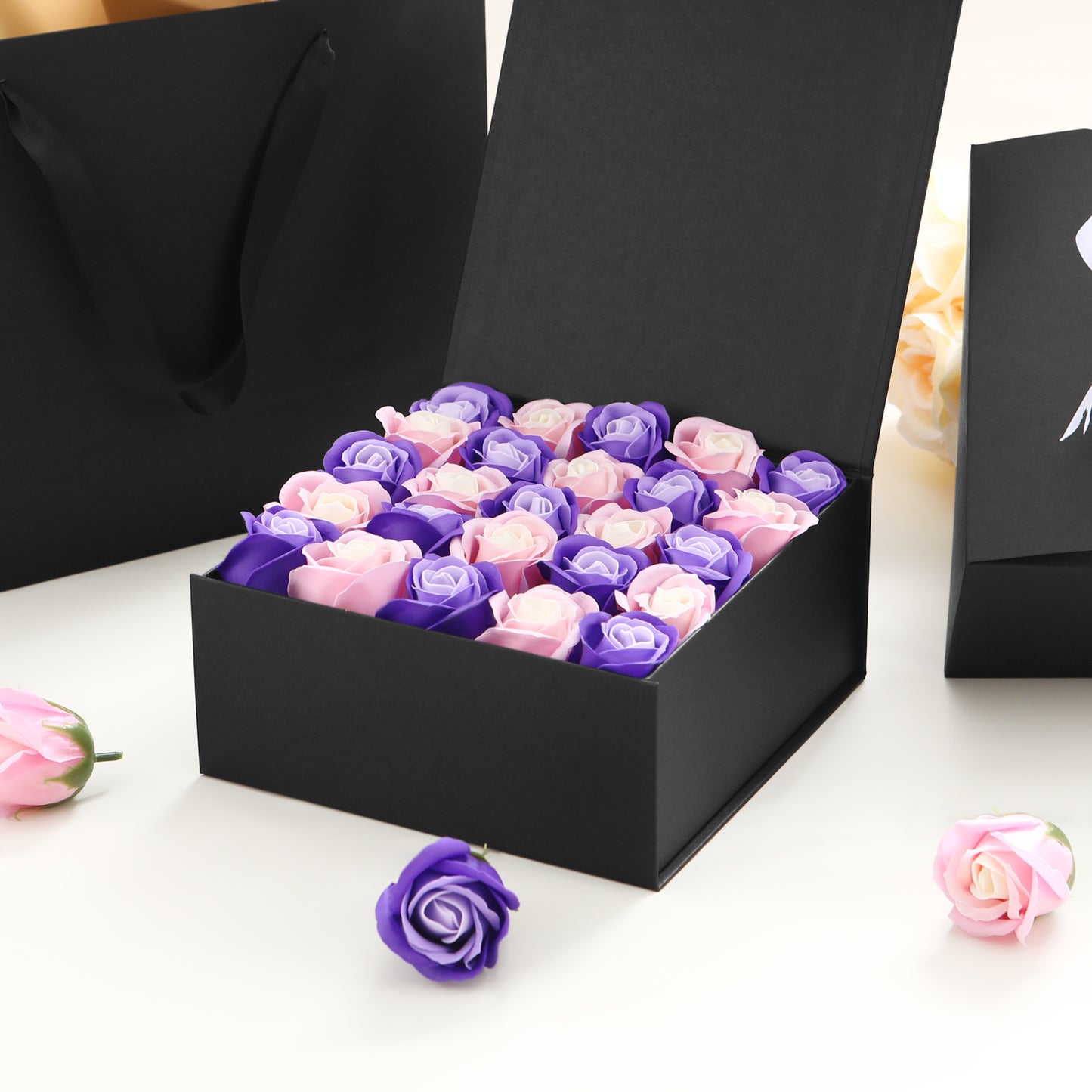 Wholesale 4 Colors 8x8x3.6 Inches Matte Gift Box with Lid for Presents