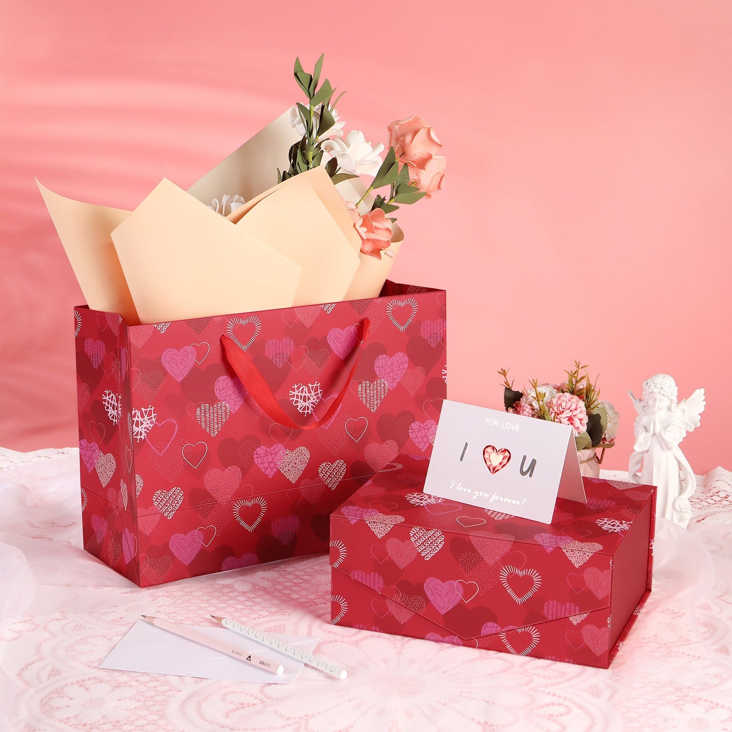 PKGSMART Valentine's Day 9.5x7x4 Inches HEART Gift Box and bag