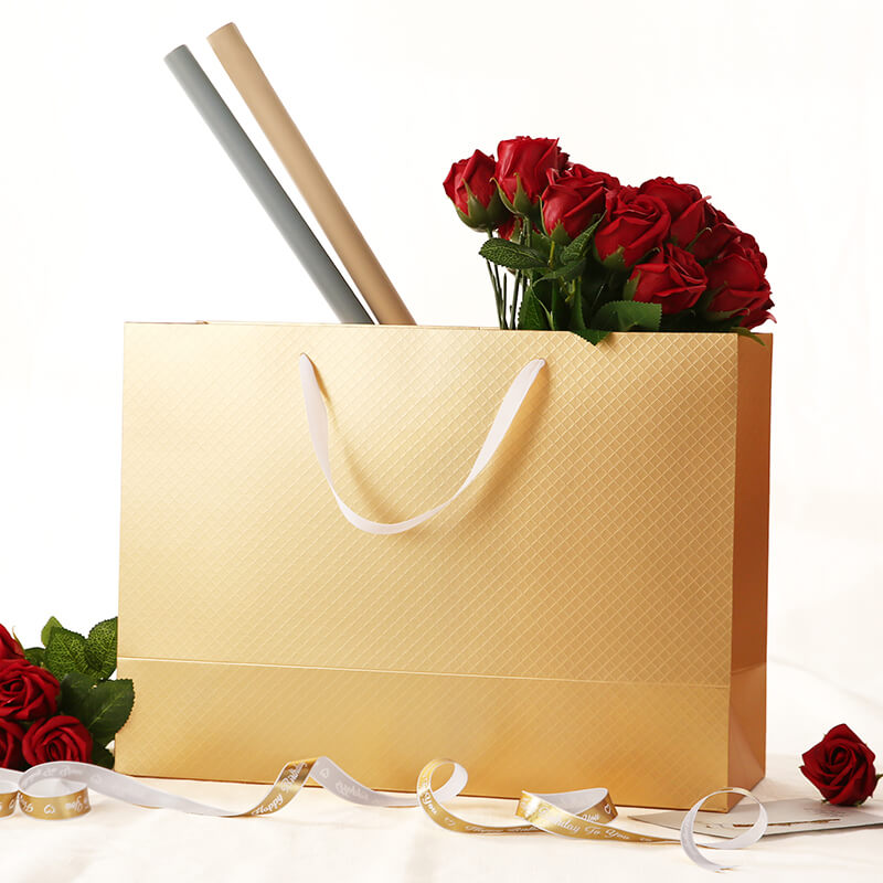 Wholesale 4 Colors 16x6x12 Inches Premium Gift Bags